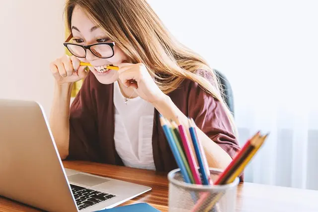Comment choisir la tenue parfaite pour le bureau
